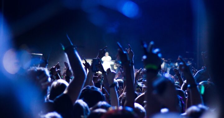 od-realizmu-do-abstrakcji--wernisa---s--awomira-ro-auto-1748